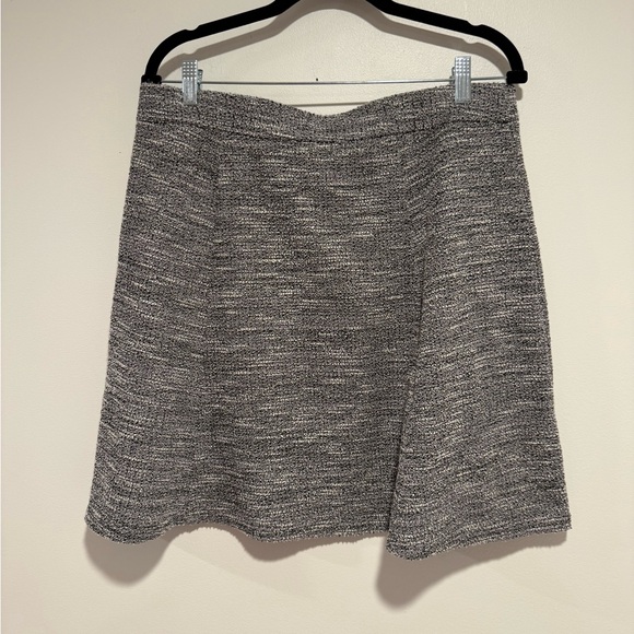 LOFT Dresses & Skirts - LOFT size large Gray Women's Skirt